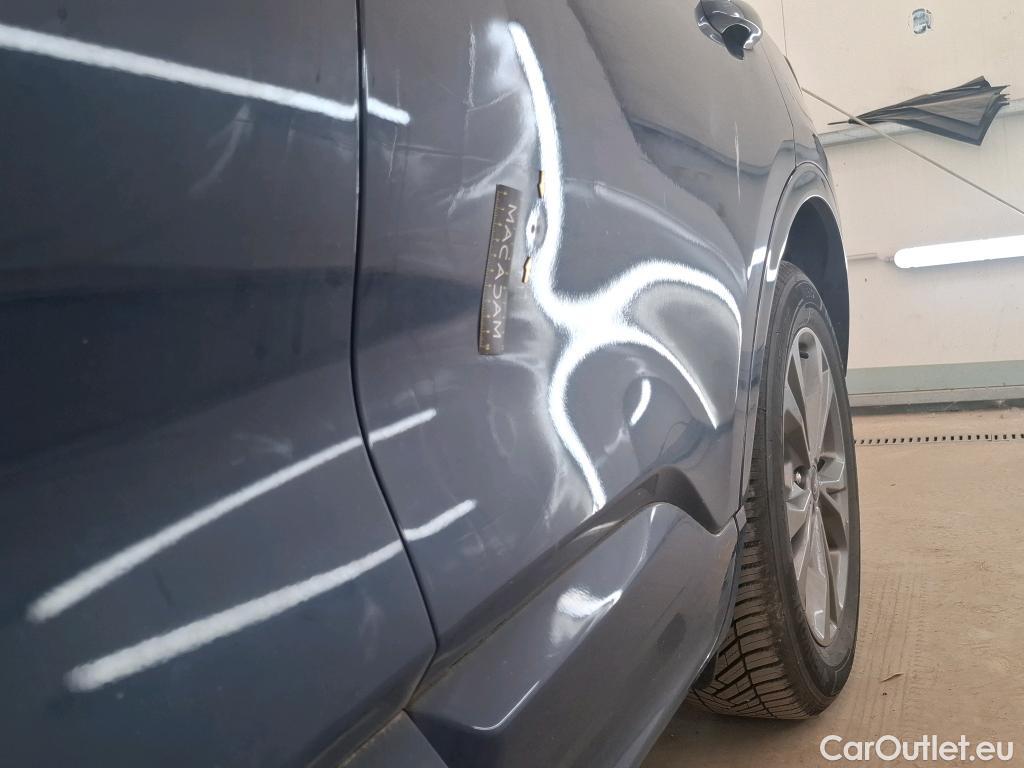  Ford  Kuga FORD  / 2019 / 5P / SUV 2.5 Dur 225 hybrid PHEV Pshi ST-Line Bus #54