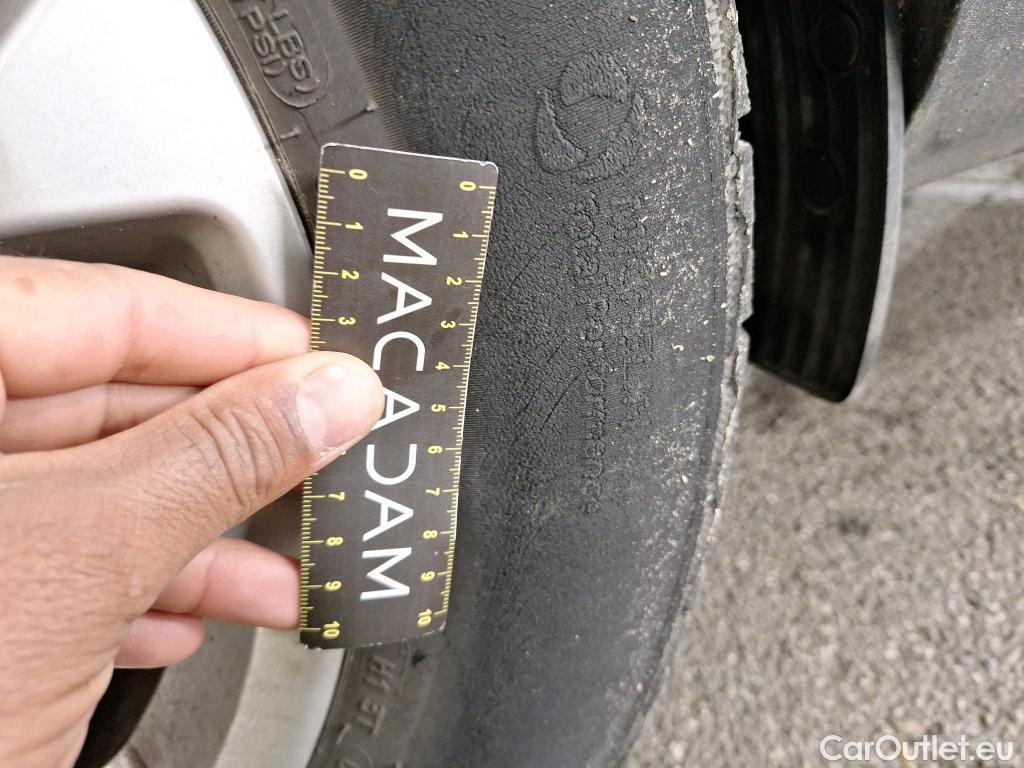  Ford  Kuga  Titanium Hybrid 2.5 190CV BVA6 E6dT #12