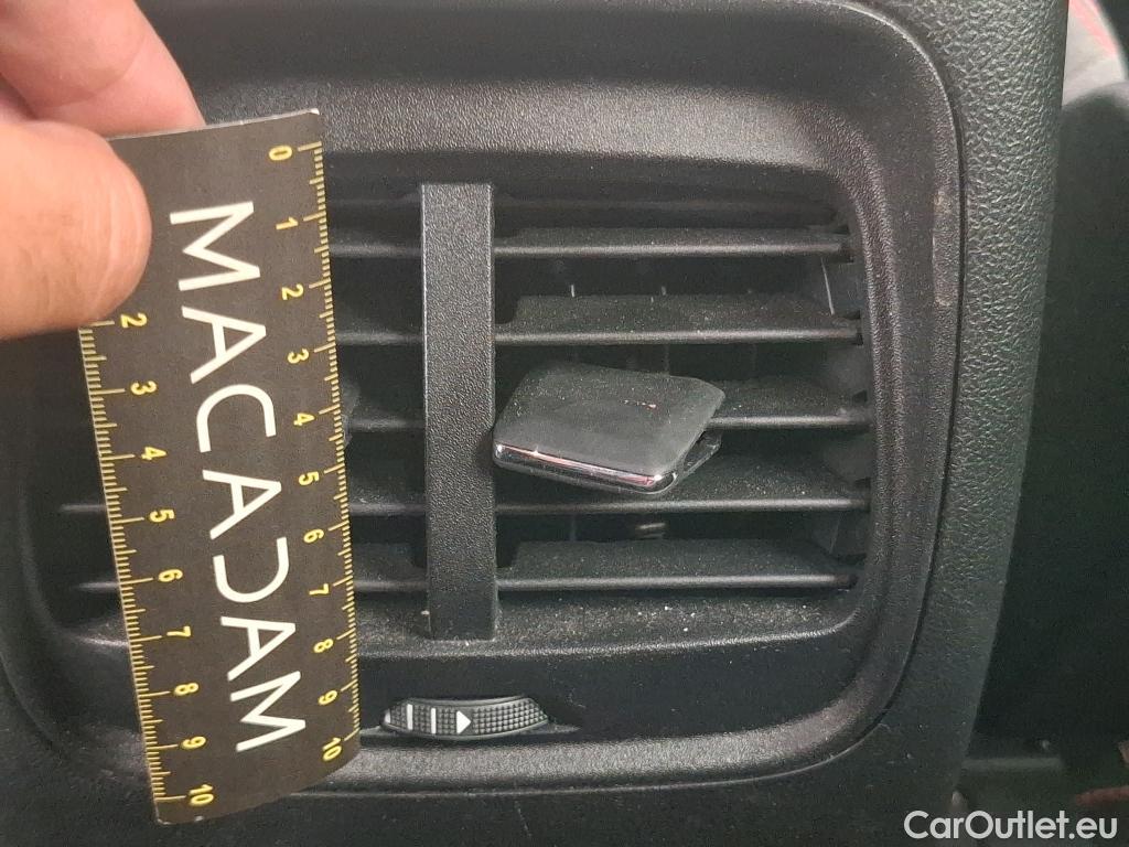  Ford  Kuga FORD  / 2019 / 5P / SUV 2.5 Dur 225 hybrid PHEV Pshi ST-Line Bus #52