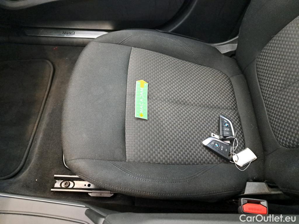  Bmw  Serie 1 BMW Série 1 / 2019 / 5P / Berline 116i Business Design #10