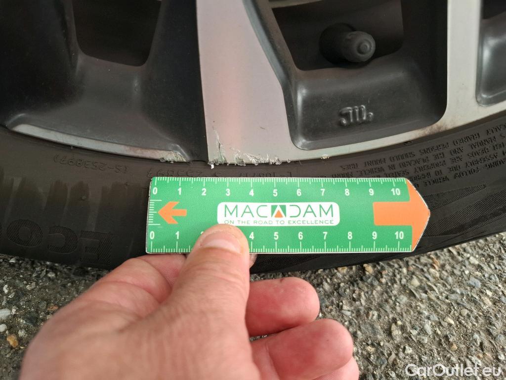  Fiat  500 FIAT X / 2018 / 5P / SUV 1.0 FFly T T3 120ch Cross #20