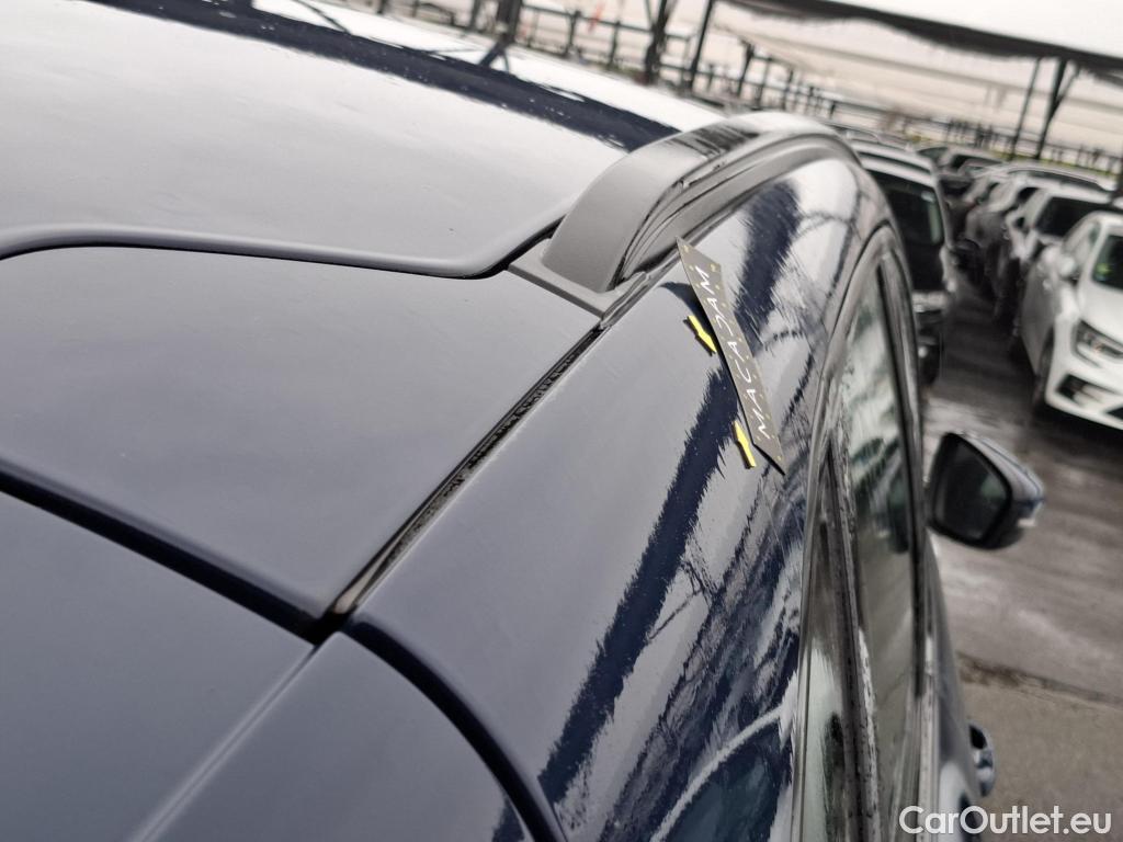  Ford  Kuga FORD  / 2019 / 5P / SUV 2.5 Dur 225 hybrid PHEV Pshi ST-Line Bus #58