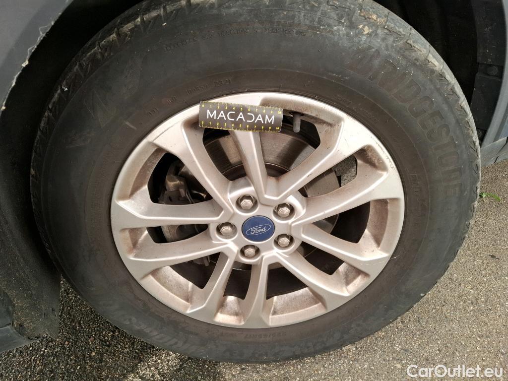  Ford  Kuga  Titanium Hybrid 2.5 190CV BVA6 E6dT #5