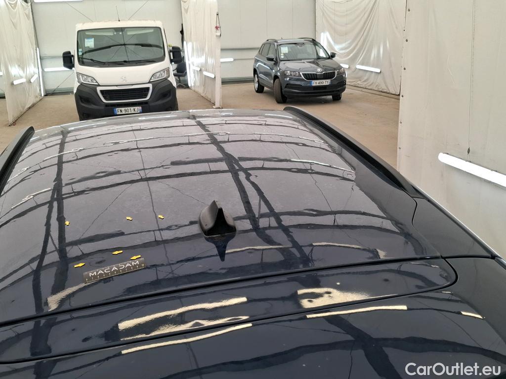  Ford  Kuga FORD  / 2019 / 5P / SUV 2.5 Dur 225 hybrid PHEV Pshi ST-Line Bus #9