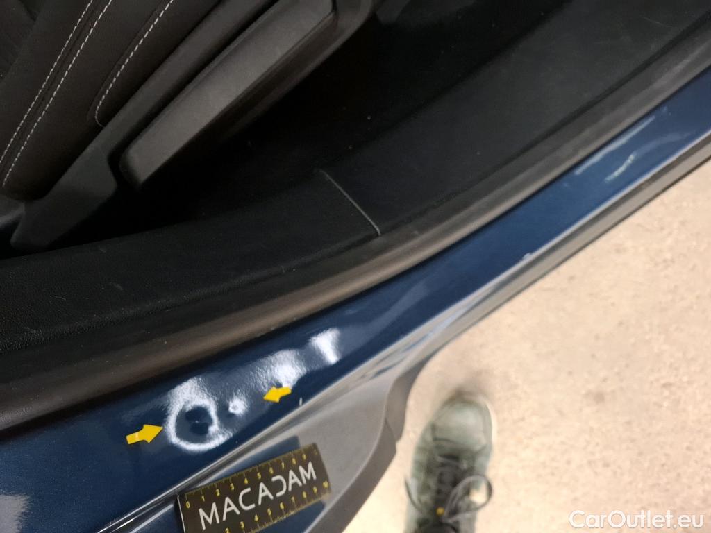  Ford  Kuga FORD  / 2019 / 5P / SUV 190 Hybrid I-AWD(FHEV) Powershi Titanium #18