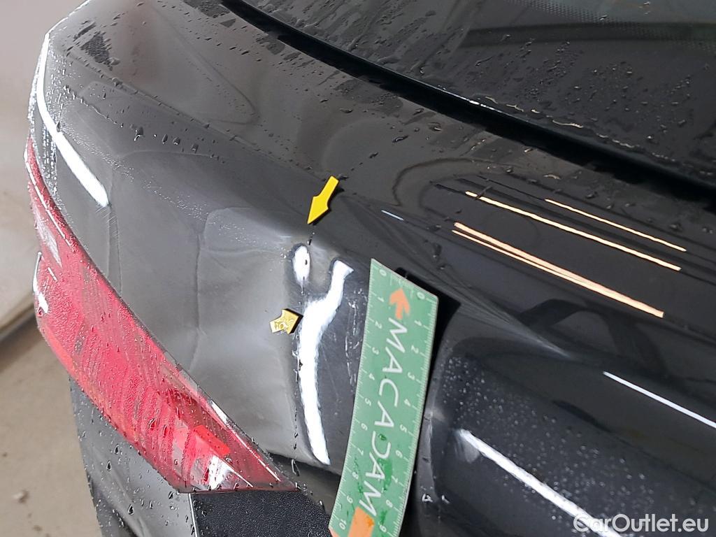  Bmw  Serie 1 BMW Série 1 / 2019 / 5P / Berline 116i Business Design #9