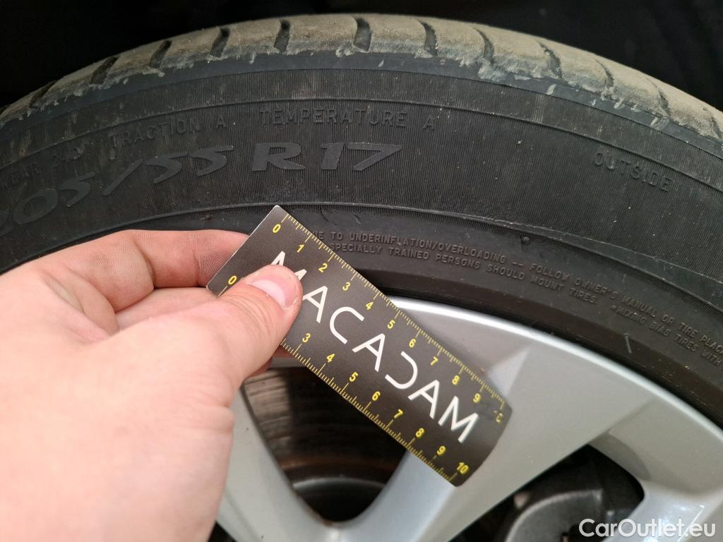  Bmw  Serie 2 Série 2 Active Tourer 225xe Lounge 1.5 225CV BVA6 E6dT #9