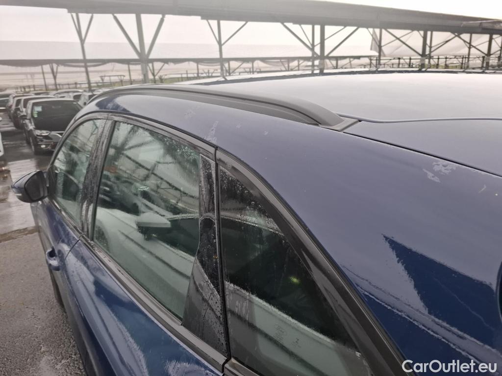  Ford  Kuga FORD  / 2019 / 5P / SUV 2.5 Dur 225 hybrid PHEV Pshi ST-Line Bus #68