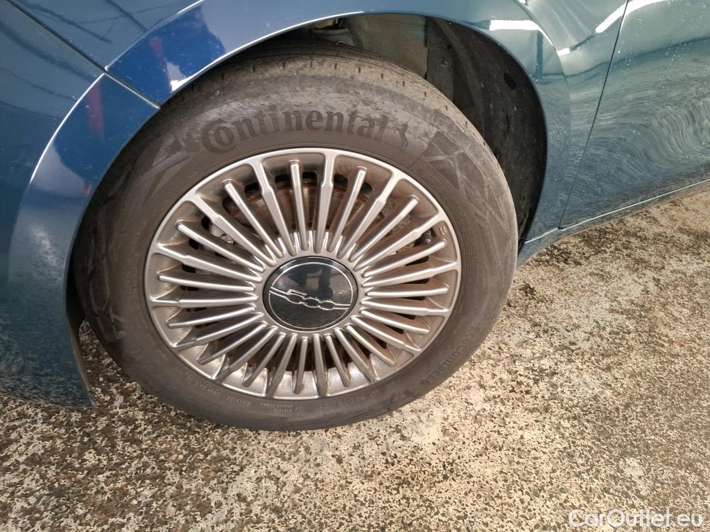  Fiat  500  e Icone 42kWh BVA #9