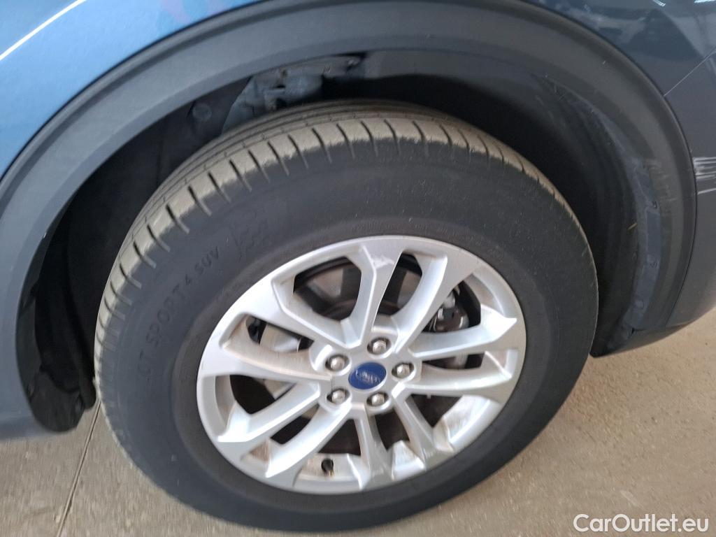  Ford  Kuga FORD  / 2019 / 5P / SUV 190 Hybrid I-AWD(FHEV) Powershi Titanium #22