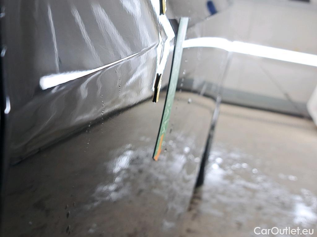  Bmw  Serie 1 BMW Série 1 / 2019 / 5P / Berline 116i Business Design #6