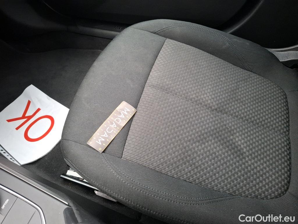  Bmw  Serie 1 BMW Série 1 / 2019 / 5P / Berline 116i DKG7 Business Design #15