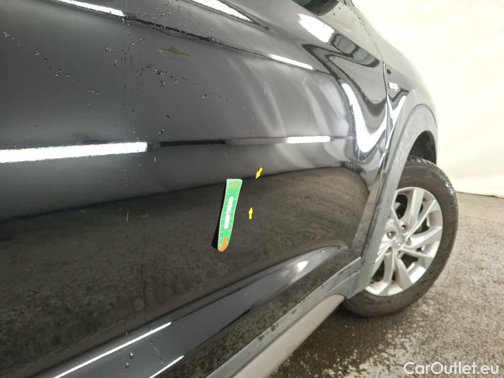  Hyundai  Tucson HYUNDAI  / 2018 / 5P / SUV 1.6 CRDI 115 HYBRID 48V CREATIVE #4