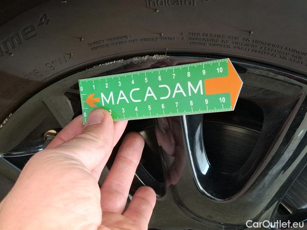  Mini  Cooper MINI Mini / 2021 / 5P / Berline One Edition Camden 102 ch BVA7 #9