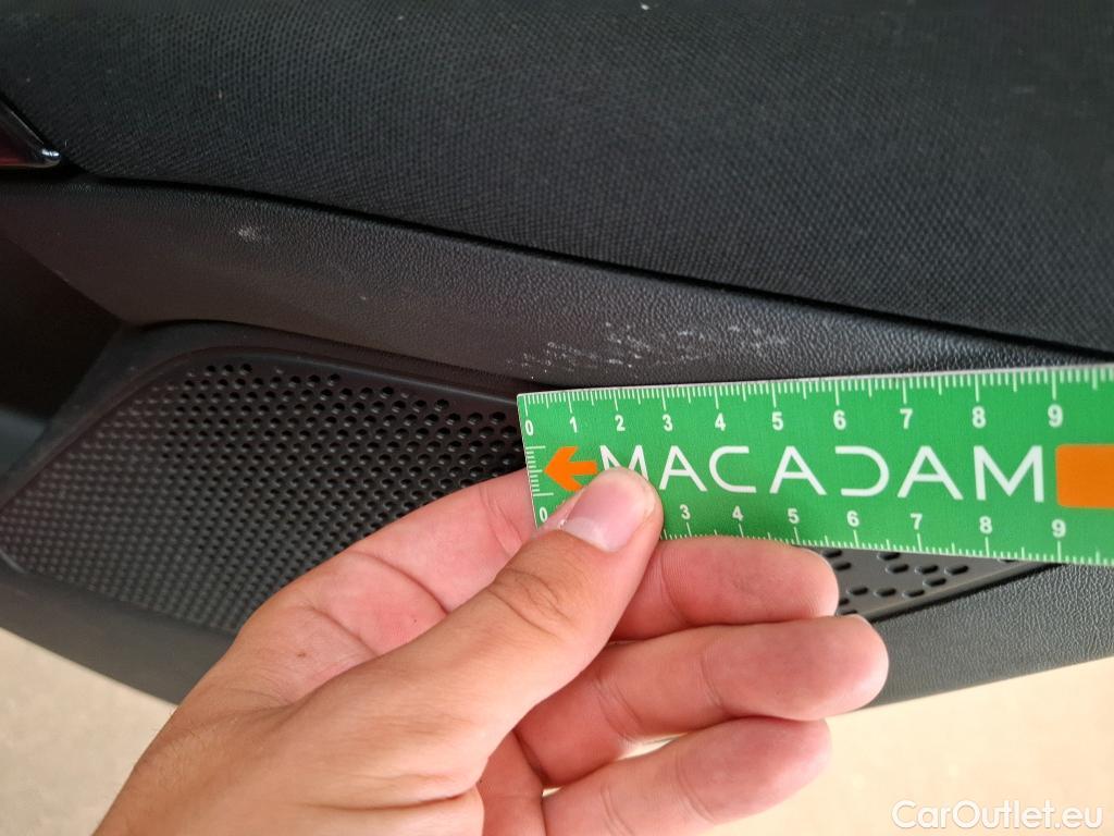  Peugeot  208  Allure Business 1.2 PureTech 110CV BVM6 E6dT #40