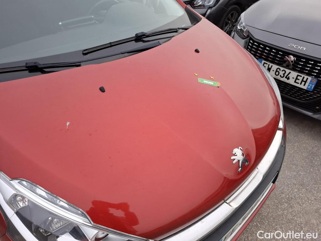  Peugeot  208  Allure Business 1.2 PureTech 110CV BVM6 E6dT #4