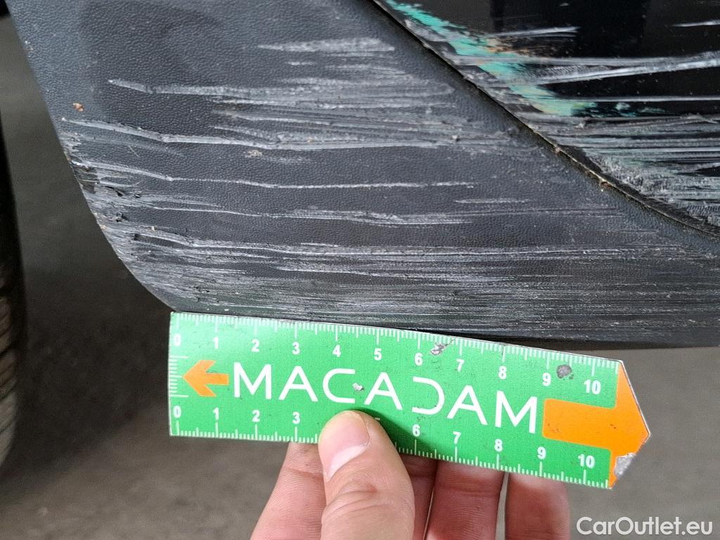  Mercedes  GLA MERCEDES-BENZ  / 2020 / 5P / SUV 1.3  200 BUSINESS LINE DCT #18