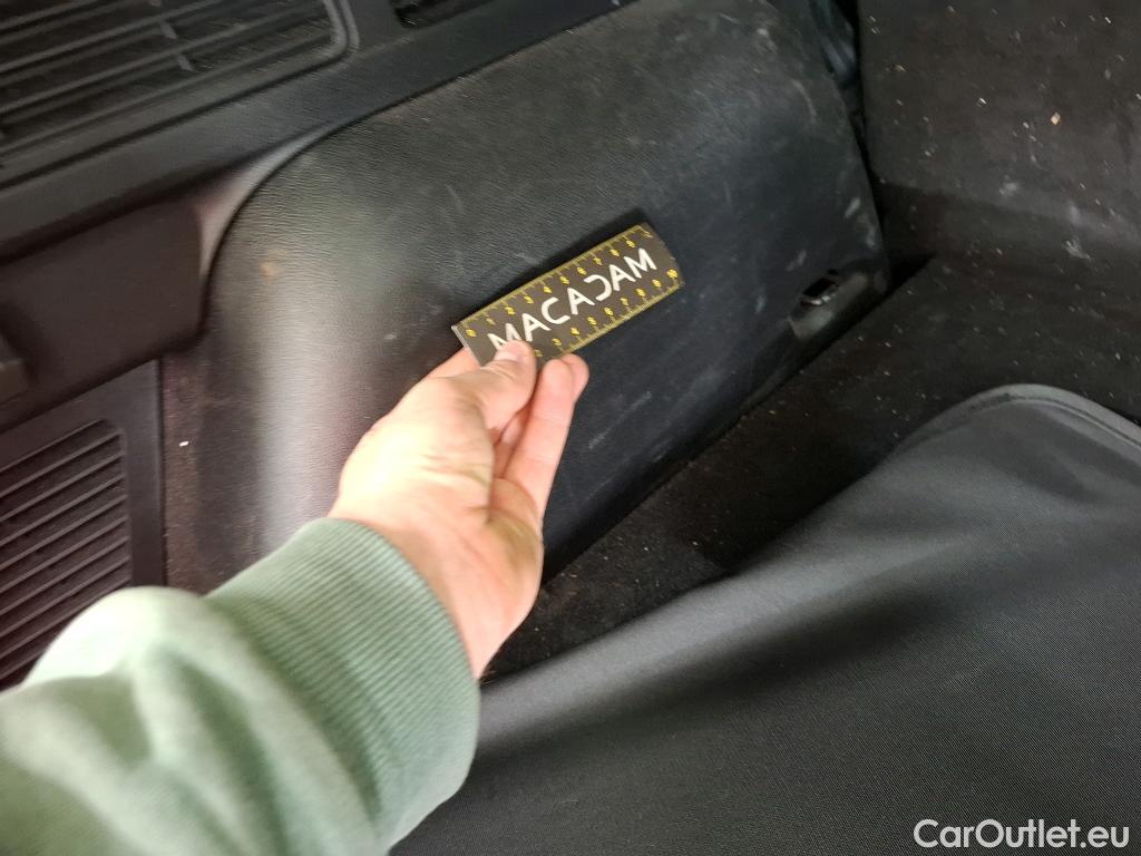  Ford  Kuga FORD  / 2019 / 5P / SUV 190 Hybrid I-AWD(FHEV) Powershi Titanium #61