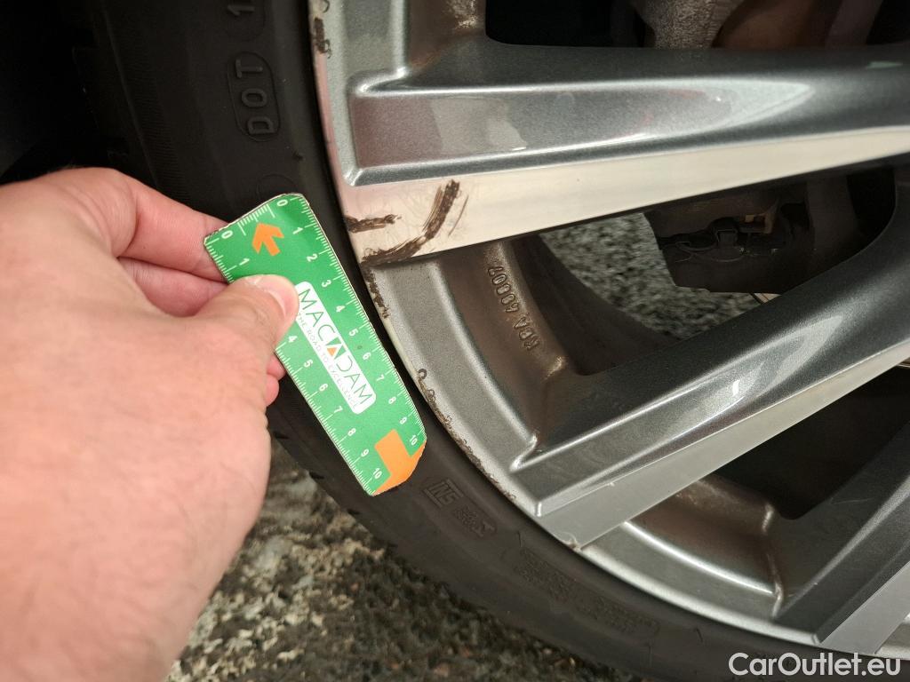  Nissan  Qashqai NISSAN  / 2017 / 5P / Crossover 1.5 DCI 115 DCT Tekna+ #28