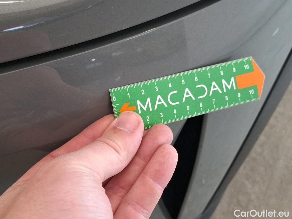  Mini  Cooper MINI Mini / 2021 / 5P / Berline One Edition Camden 102 ch BVA7 #23