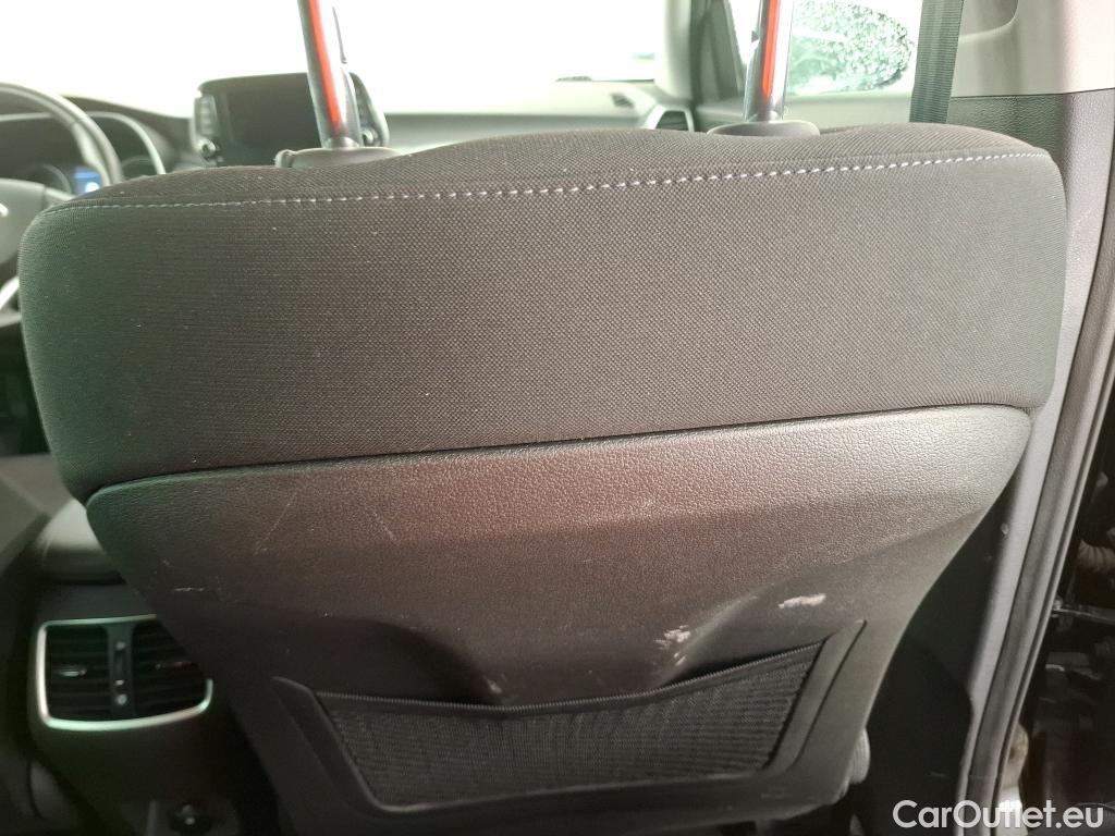  Hyundai  Tucson HYUNDAI  / 2018 / 5P / SUV 1.6 CRDI 115 HYBRID 48V CREATIVE #17