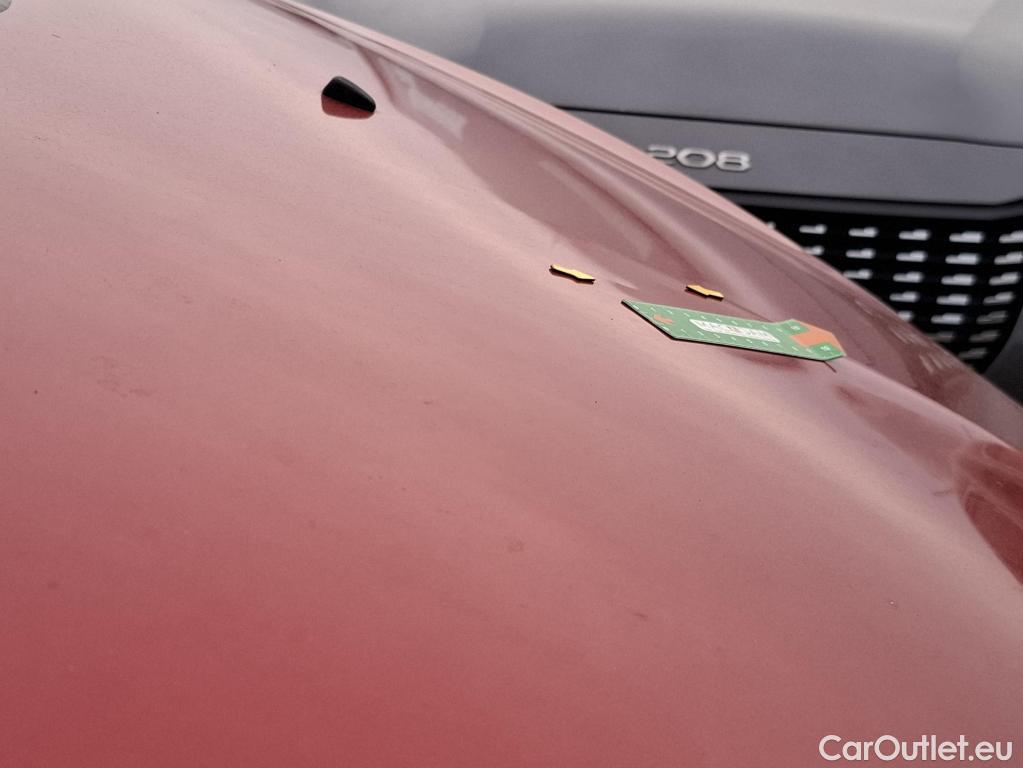  Peugeot  208  Allure Business 1.2 PureTech 110CV BVM6 E6dT #5