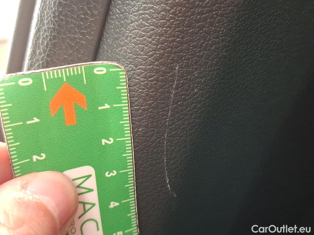  Hyundai  Tucson HYUNDAI  / 2018 / 5P / SUV 1.6 CRDI 115 HYBRID 48V CREATIVE #16