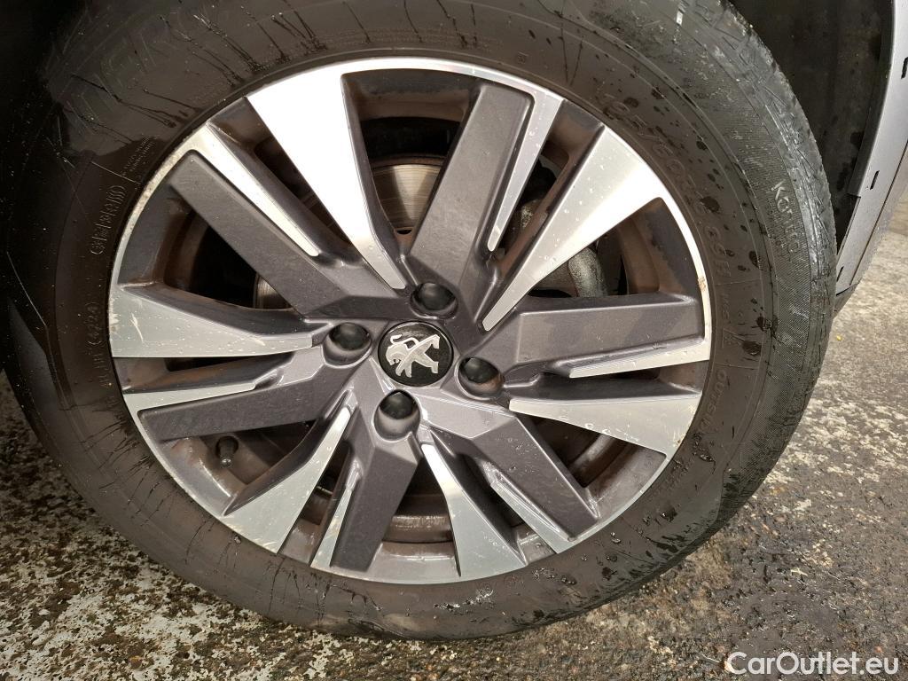  Peugeot  2008  Allure Business 1.2 PureTech 130CV BVA6 E6dT #27