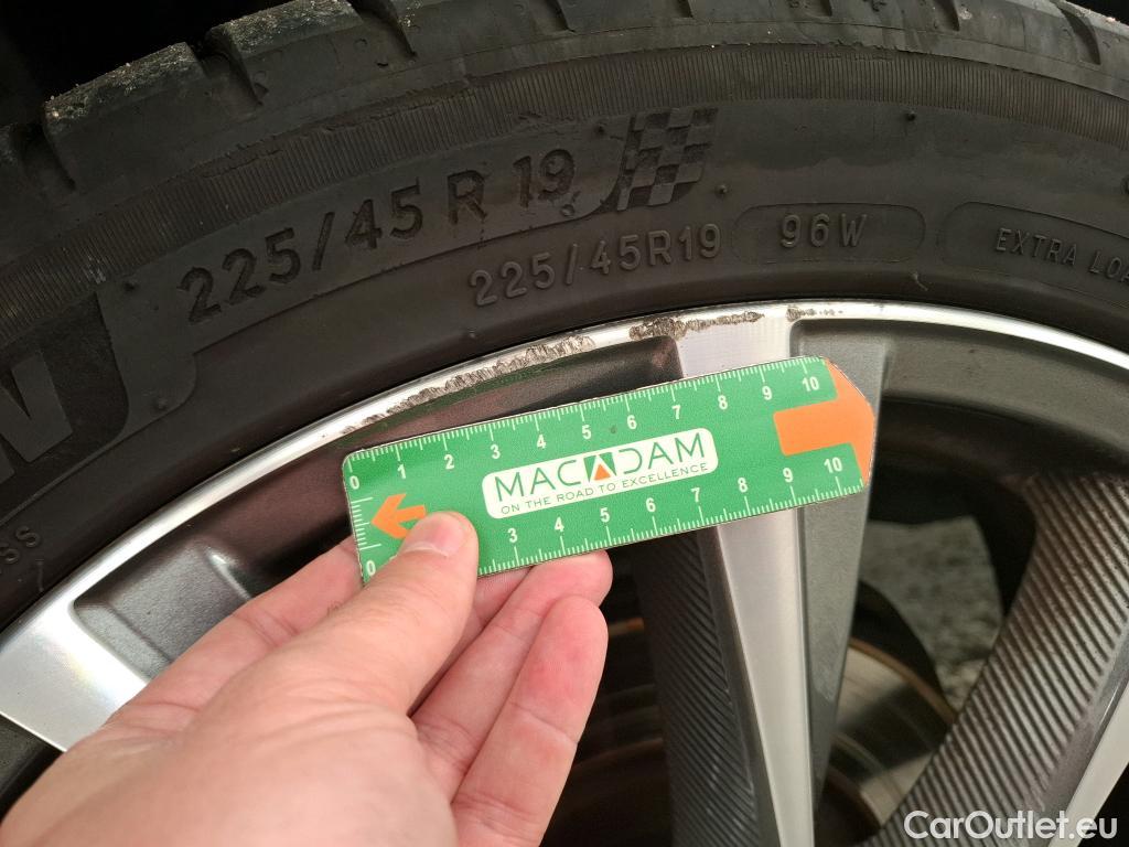  Nissan  Qashqai NISSAN  / 2017 / 5P / Crossover 1.5 DCI 115 DCT Tekna+ #27