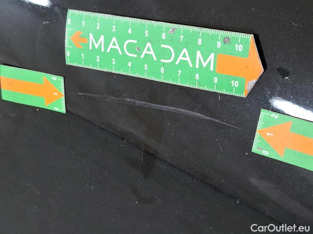  Mercedes  GLA MERCEDES-BENZ  / 2020 / 5P / SUV 1.3  200 BUSINESS LINE DCT #44