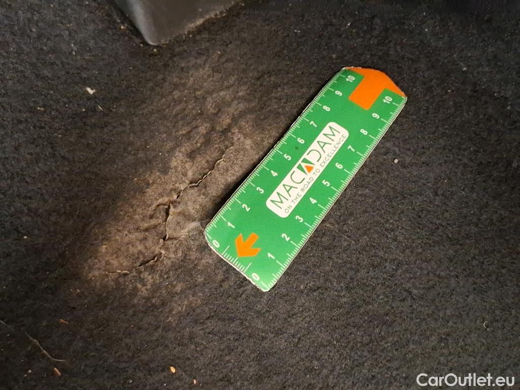  Hyundai  Tucson HYUNDAI  / 2018 / 5P / SUV 1.6 CRDI 115 HYBRID 48V CREATIVE #3