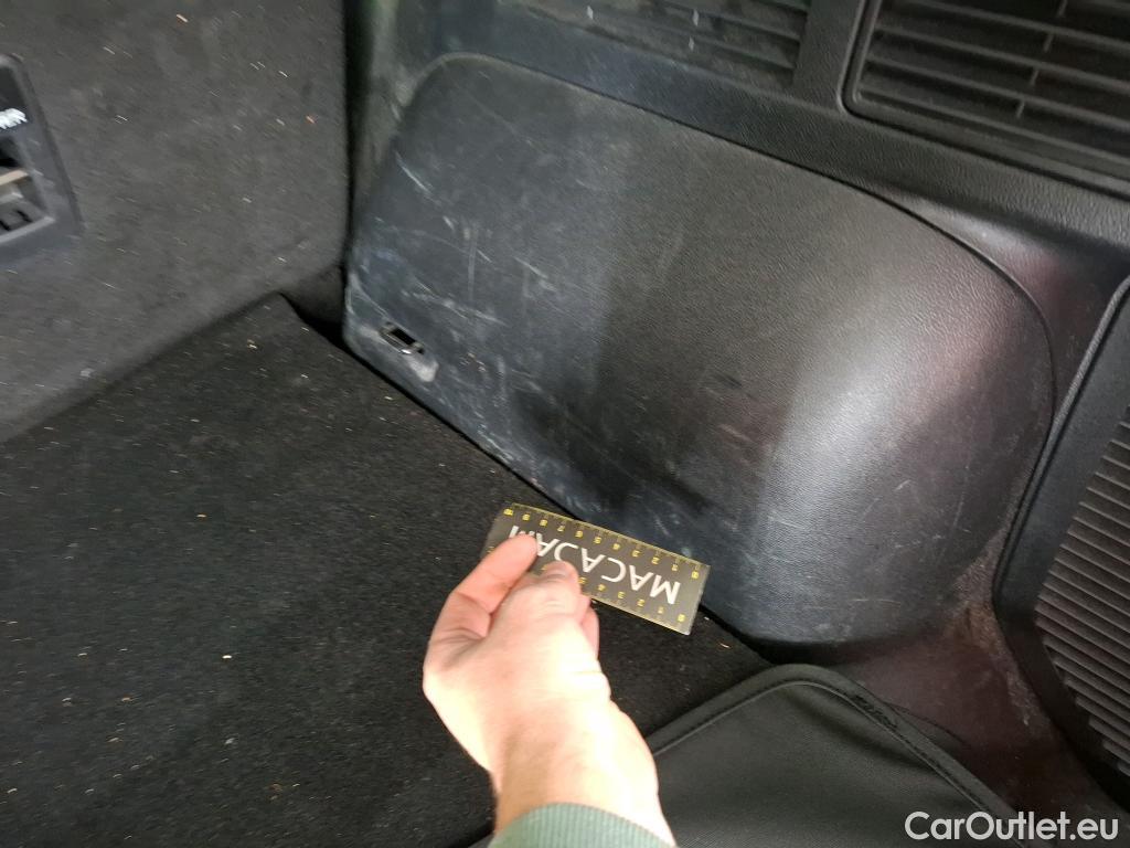  Ford  Kuga FORD  / 2019 / 5P / SUV 190 Hybrid I-AWD(FHEV) Powershi Titanium #50