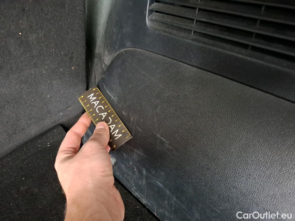  Ford  Kuga FORD  / 2019 / 5P / SUV 190 Hybrid I-AWD(FHEV) Powershi Titanium #51