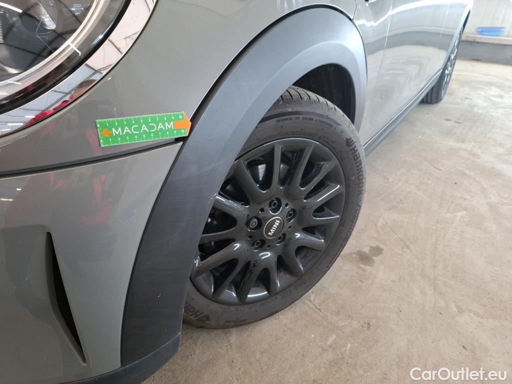  Mini  Cooper MINI Mini / 2021 / 5P / Berline One Edition Camden 102 ch BVA7 #13