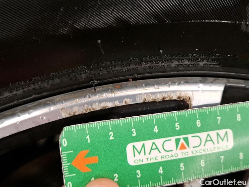  Peugeot  2008  Allure Business 1.2 PureTech 130CV BVA6 E6dT #23