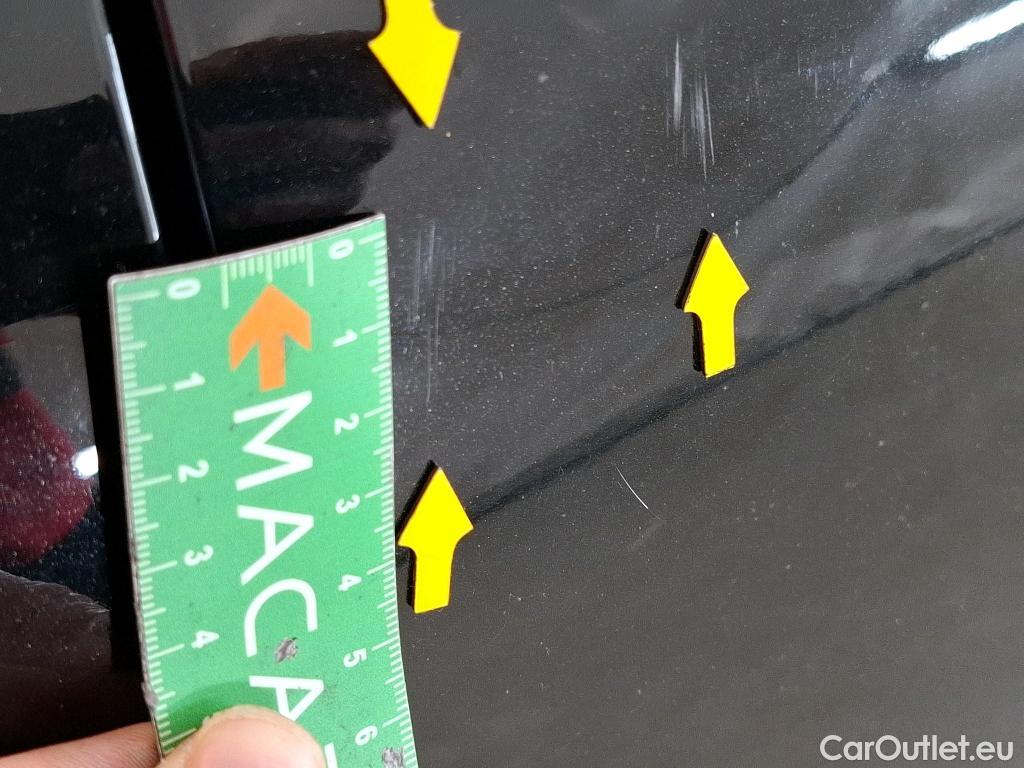  Mercedes  GLA MERCEDES-BENZ  / 2020 / 5P / SUV 1.3  200 BUSINESS LINE DCT #42