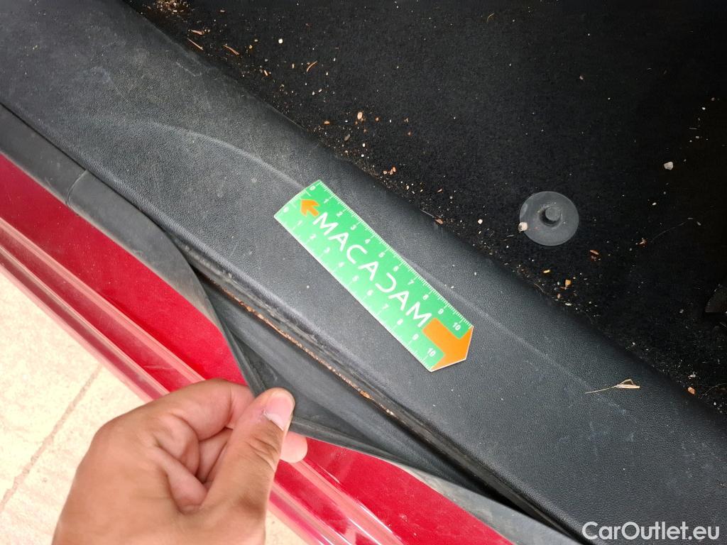  Peugeot  208  Allure Business 1.2 PureTech 110CV BVM6 E6dT #15