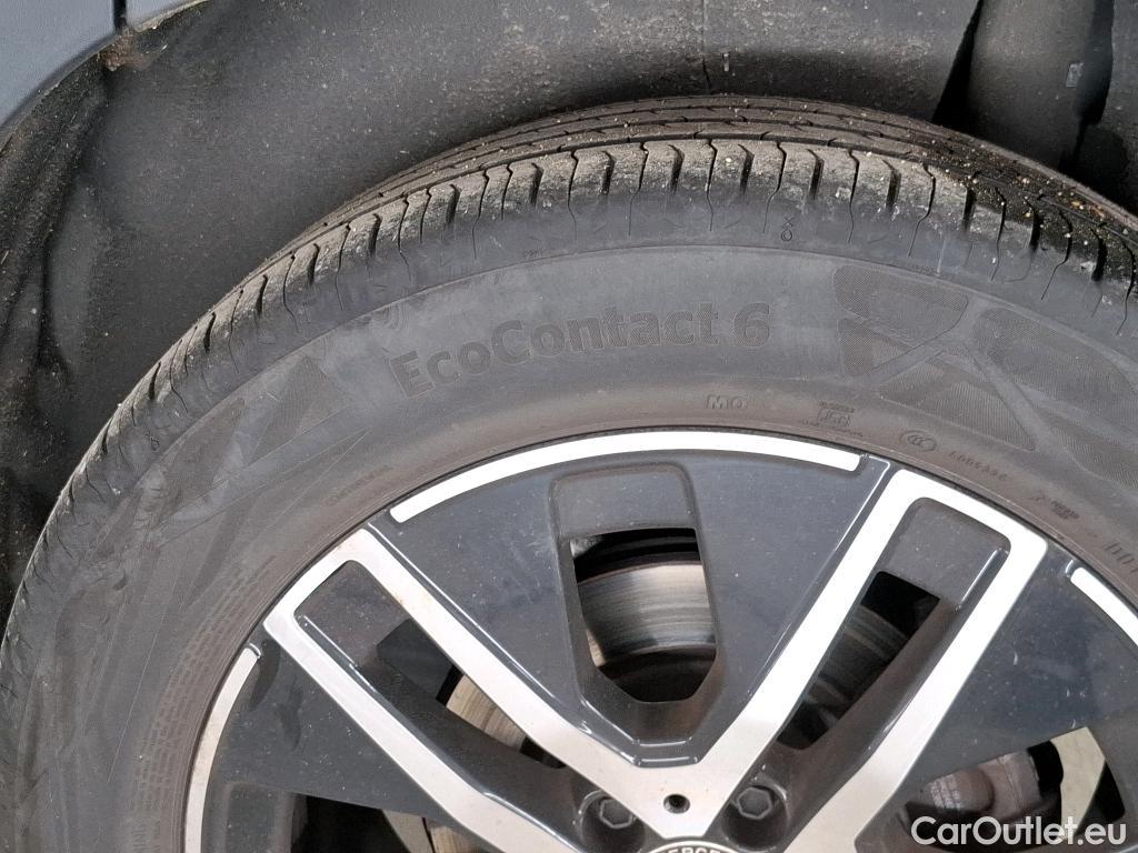  Mercedes  GLA MERCEDES-BENZ  / 2020 / 5P / SUV 1.3  200 BUSINESS LINE DCT #34