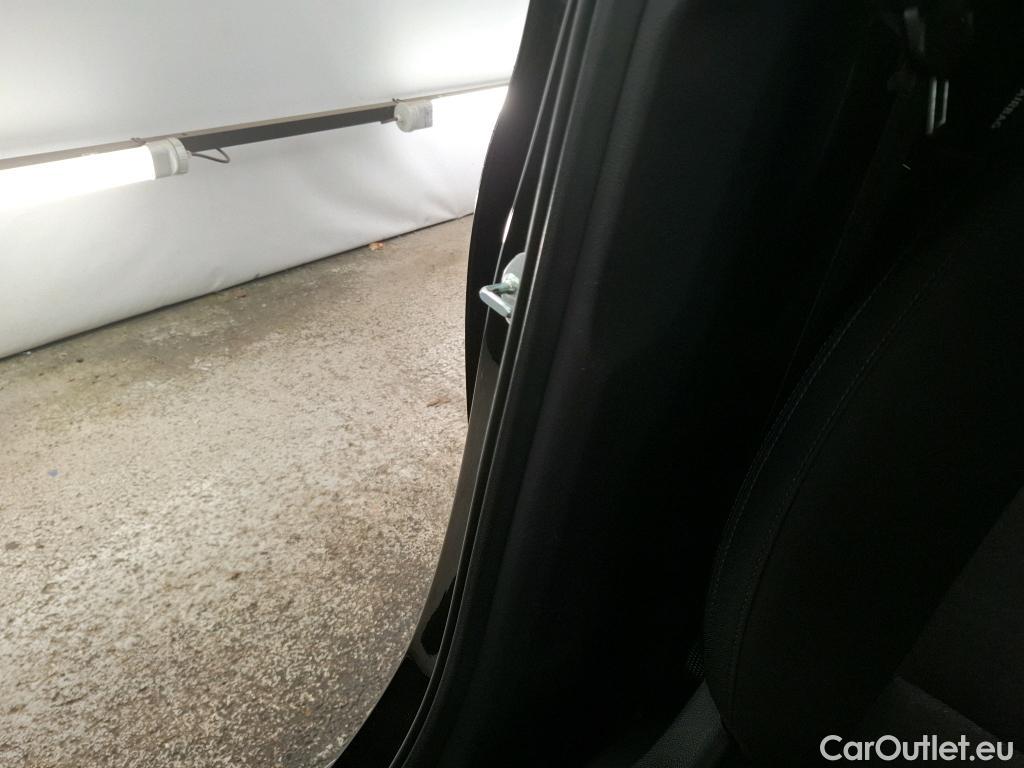  Hyundai  Tucson HYUNDAI  / 2018 / 5P / SUV 1.6 CRDI 115 HYBRID 48V CREATIVE #15