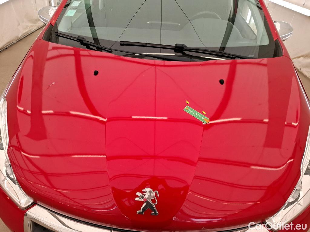  Peugeot  208  Allure Business 1.2 PureTech 110CV BVM6 E6dT #1