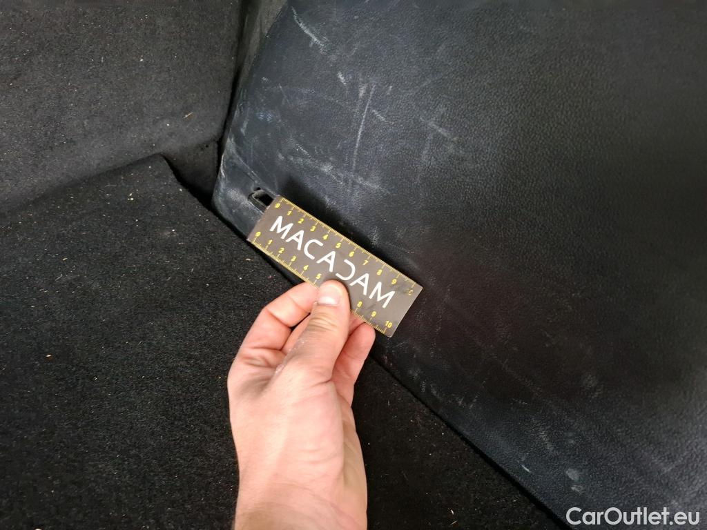  Ford  Kuga FORD  / 2019 / 5P / SUV 190 Hybrid I-AWD(FHEV) Powershi Titanium #52