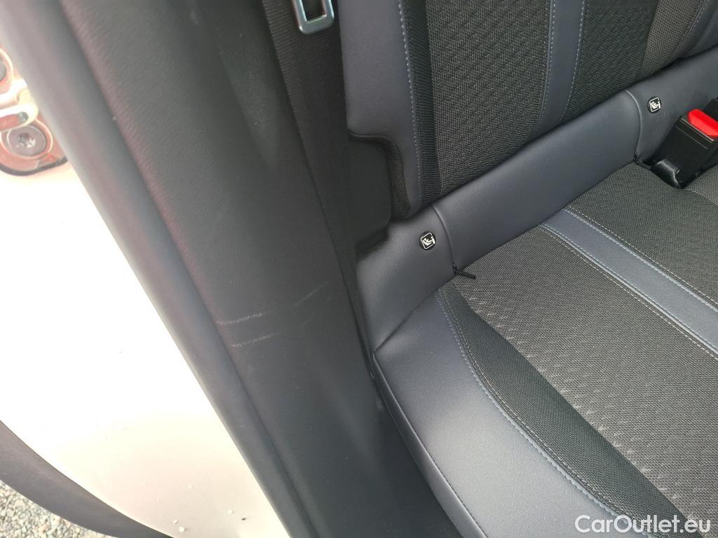  Peugeot  2008  Allure Business 1.2 PureTech 100CV BVM6 E6d #1