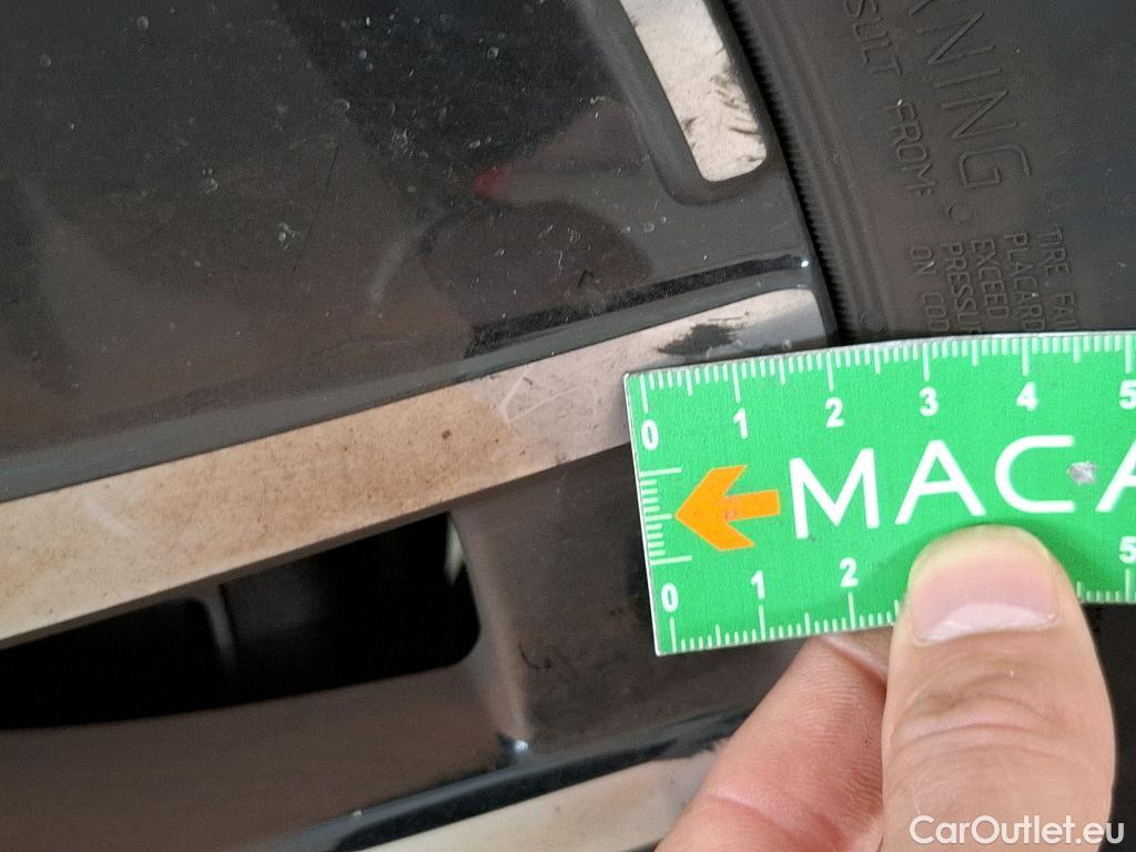  Mercedes  GLA MERCEDES-BENZ  / 2020 / 5P / SUV 1.3  200 BUSINESS LINE DCT #27