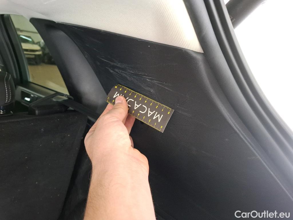  Ford  Kuga FORD  / 2019 / 5P / SUV 190 Hybrid I-AWD(FHEV) Powershi Titanium #48