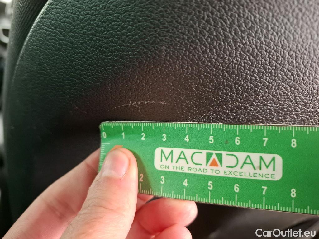  Hyundai  Tucson HYUNDAI  / 2018 / 5P / SUV 1.6 CRDI 115 HYBRID 48V CREATIVE #18