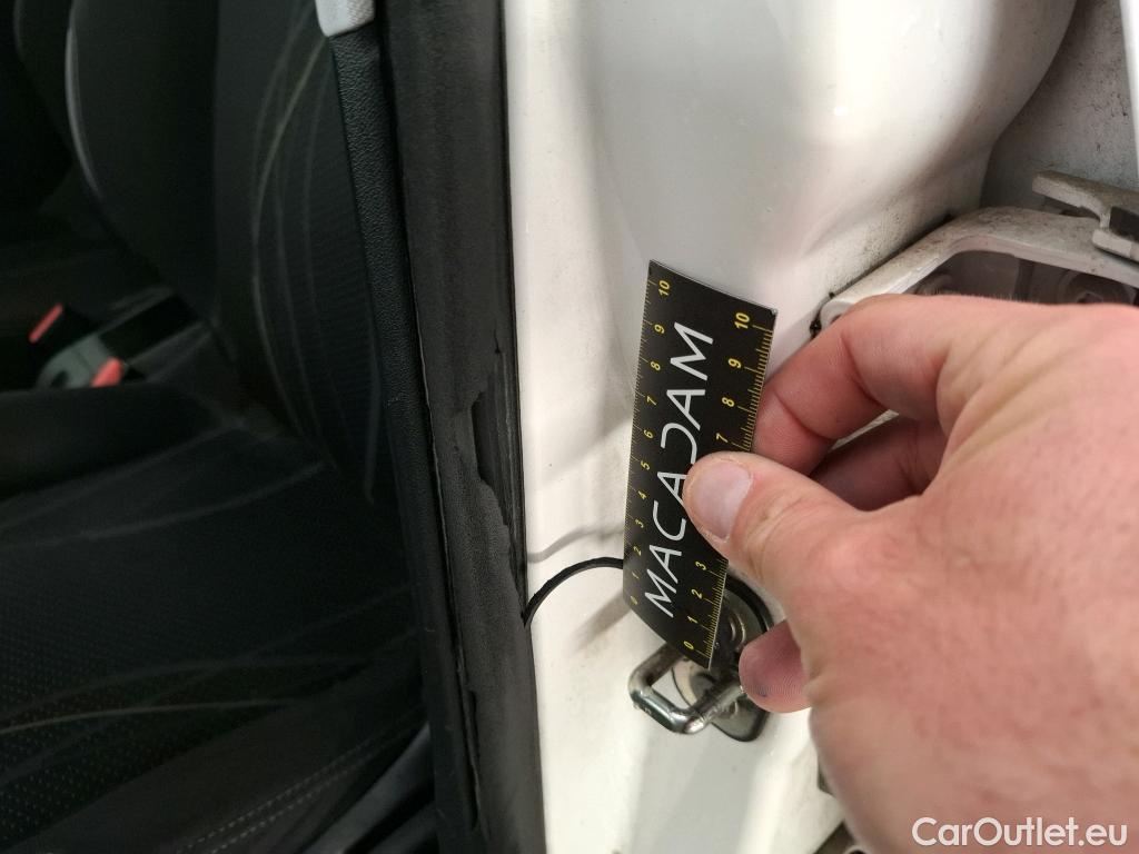  Peugeot  208  Active 1.0 PureTech 70CV BVM5 E5 #11