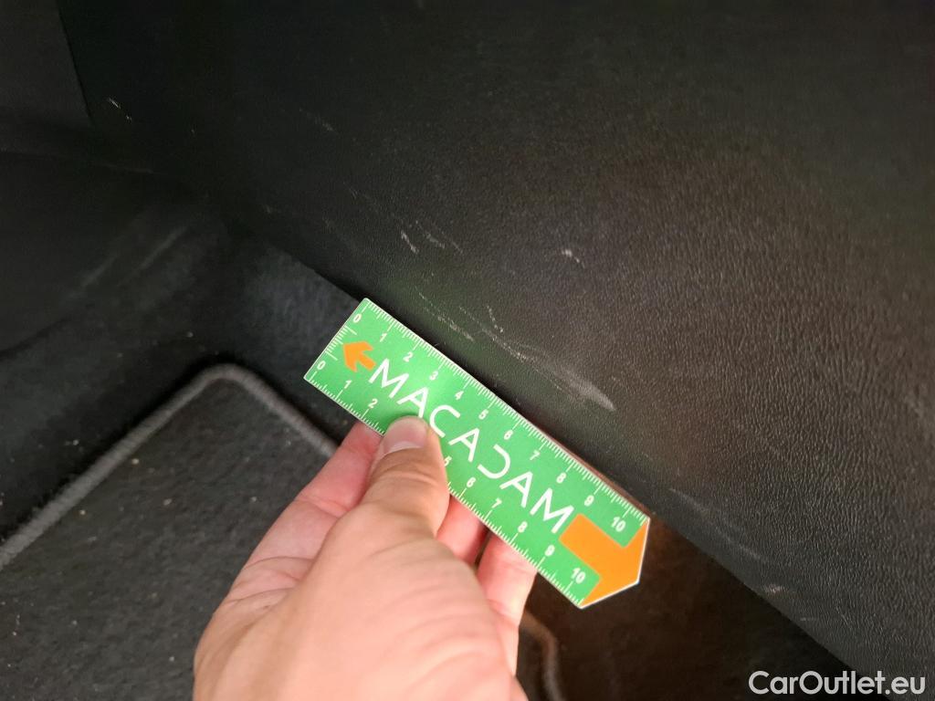  Peugeot  208  Allure Business 1.2 PureTech 110CV BVM6 E6dT #36