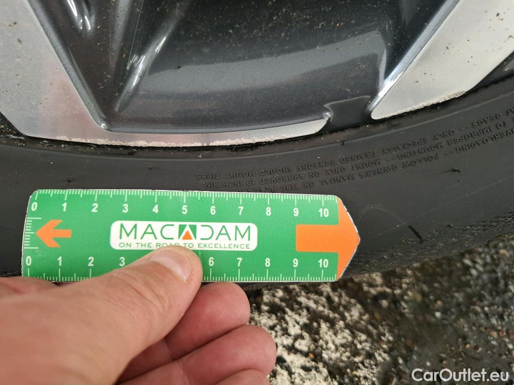  Hyundai  Tucson HYUNDAI  / 2020 / 5P / SUV 1.6 PHEV 265 HTRAC EXECUTIVE 4WD AUTO #2