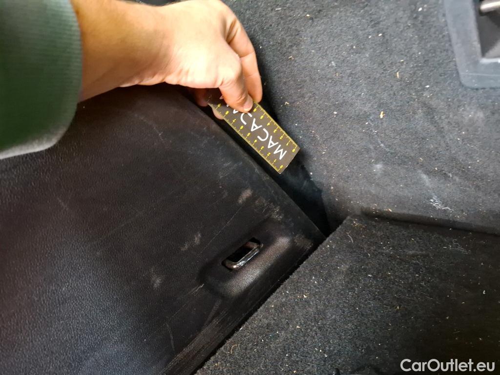  Ford  Kuga FORD  / 2019 / 5P / SUV 190 Hybrid I-AWD(FHEV) Powershi Titanium #63