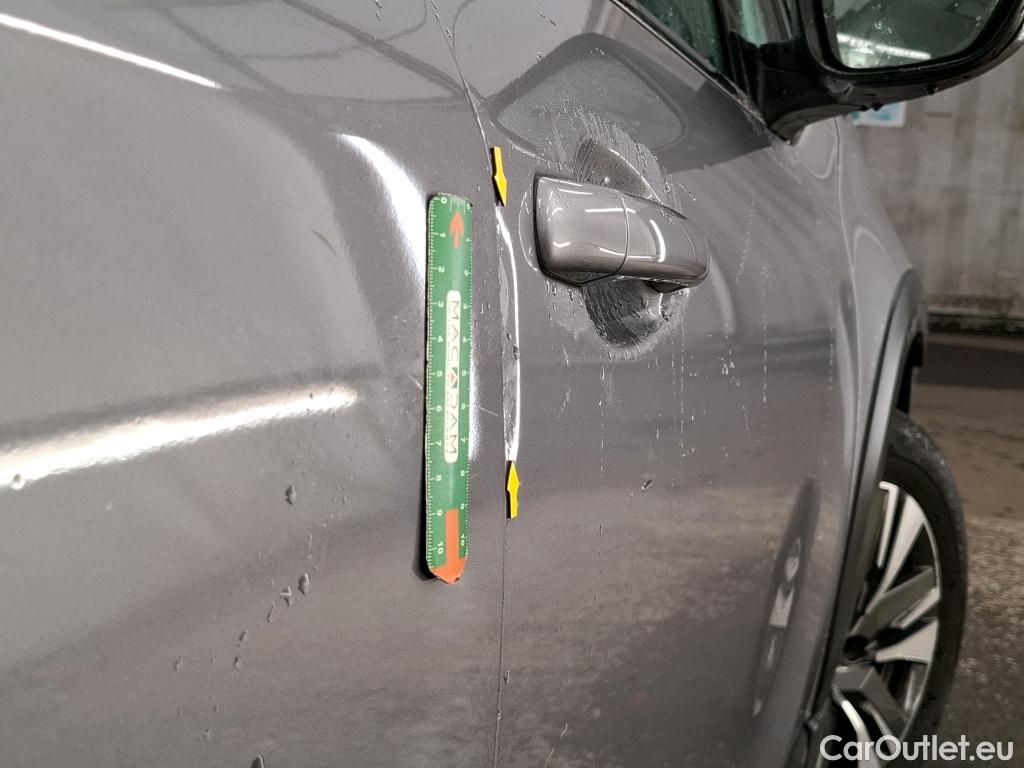  Peugeot  2008  Allure Business 1.2 PureTech 130CV BVA6 E6dT #13